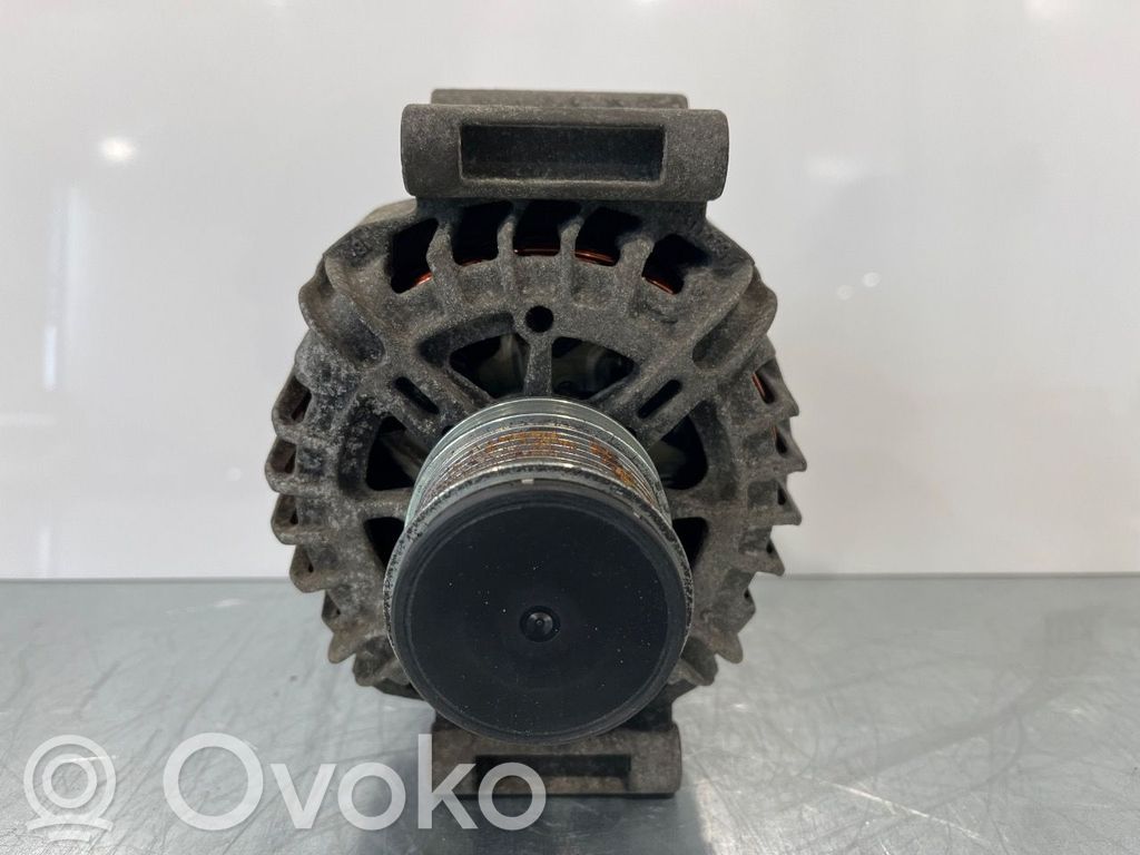 Mercedes-Benz C W204 Alternator 