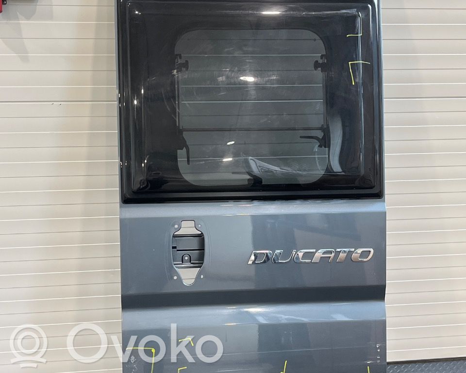Fiat Ducato Puerta trasera 