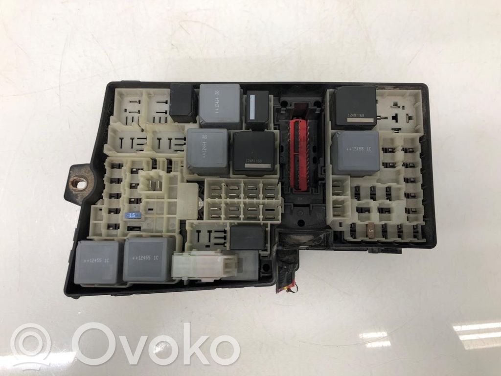 Sulakerasiasarja   1793284,AV6T14A067BC,0500400203000,0500400203000,1793284,AV6T14A067BC