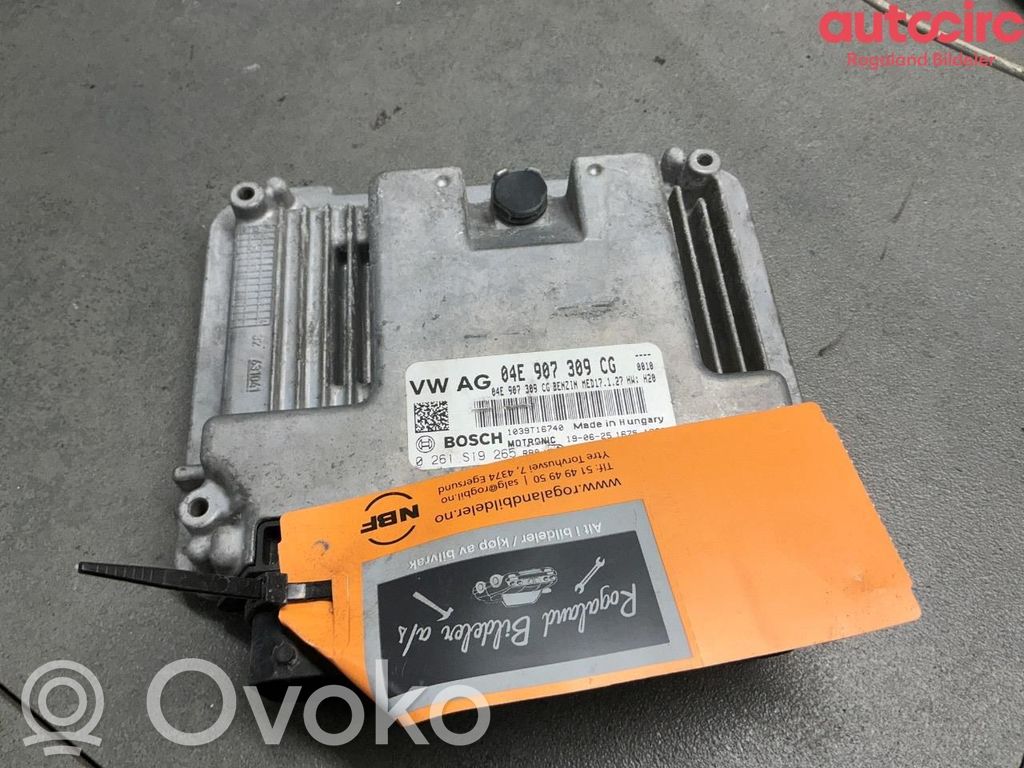 Volkswagen PASSAT B8 Unité de commande, module ECU de moteur 