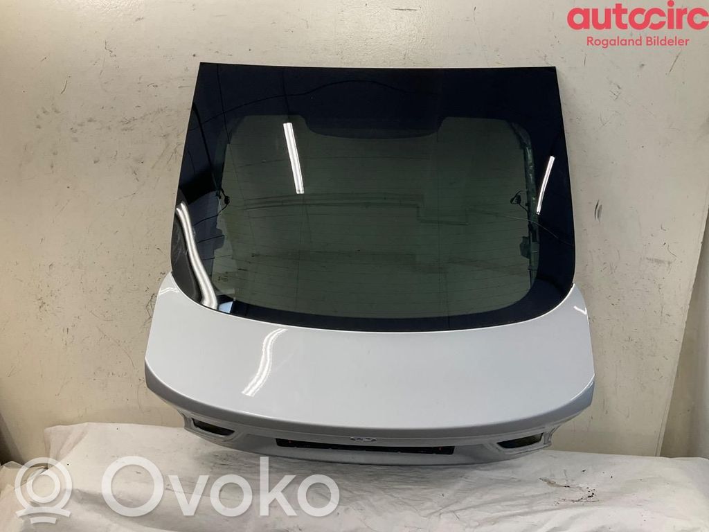 BMW 4 F32 F33 Tylna klapa bagażnika 
