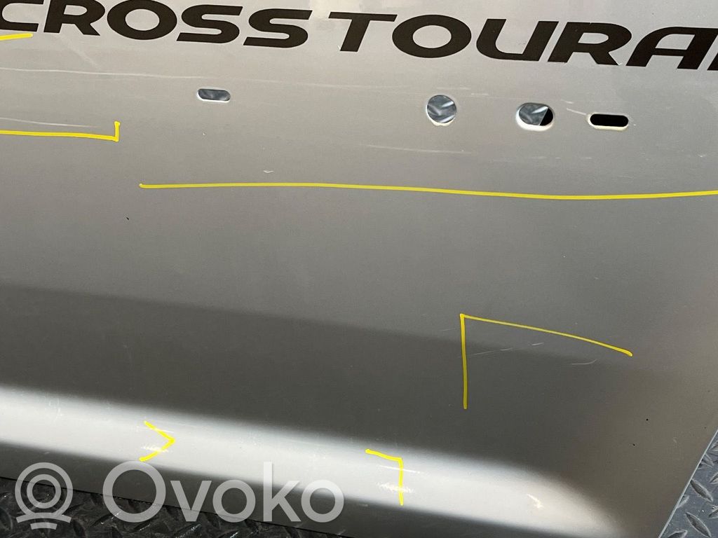 Volkswagen Touran I Puerta trasera