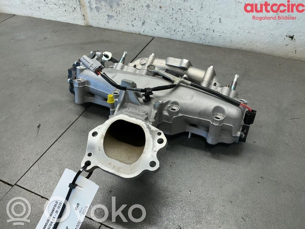 Mazda CX-30 Colector de admisión 