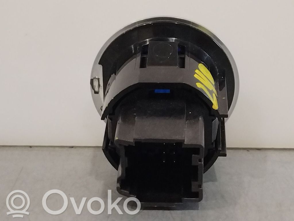 Opel Ampera- E Engine start stop button switch 