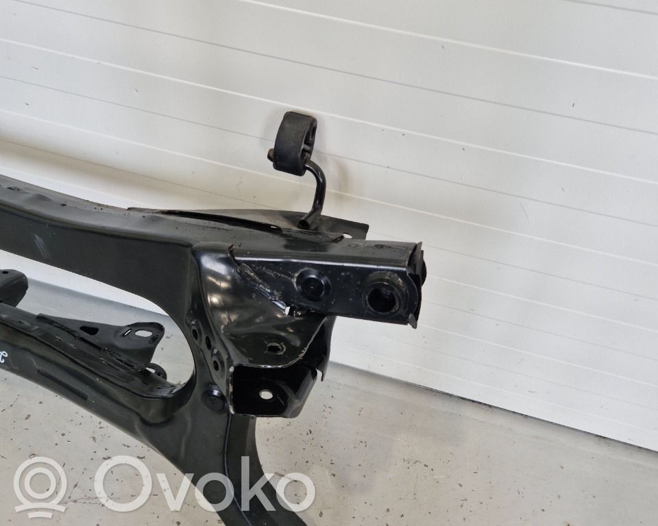 Toyota Corolla E210 E21 Galinis traversas 