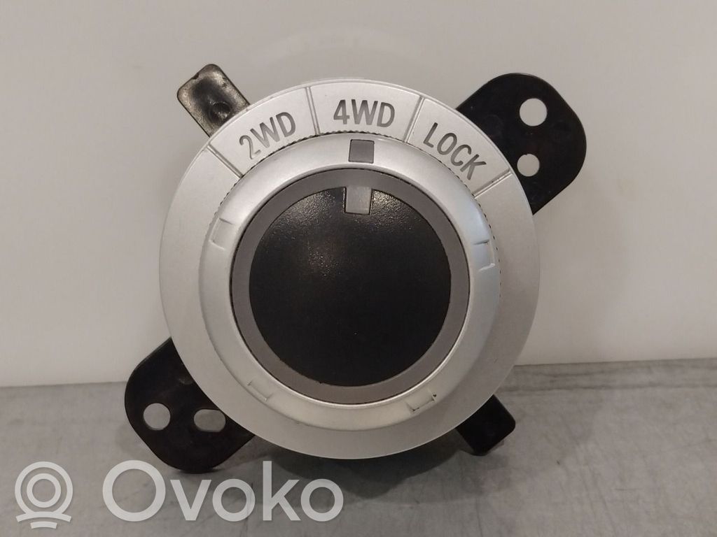 Mitsubishi Outlander Other switches/knobs/shifts 
