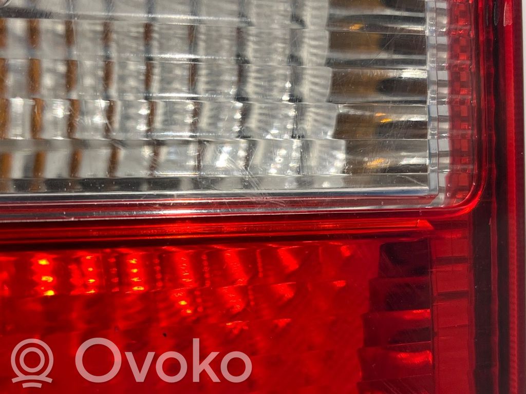 Volkswagen Transporter - Caravelle T5 Lampă spate în caroserie 