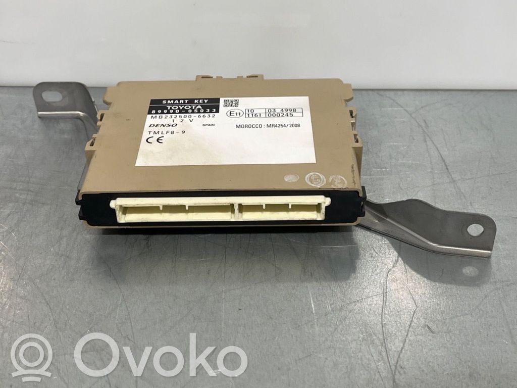 Toyota Avensis T270 Centralina/modulo chiusura centralizzata portiere