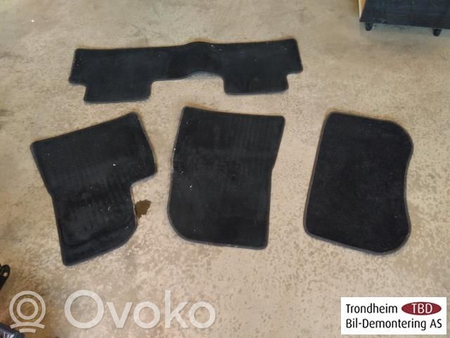 Car floor mat set