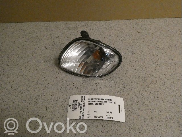 Toyota Corolla E110 Front indicator light 