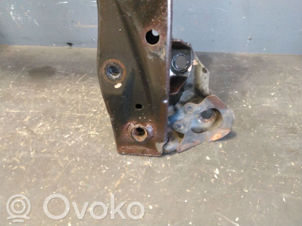 Subaru Outback (BS) Subcadru frontal 