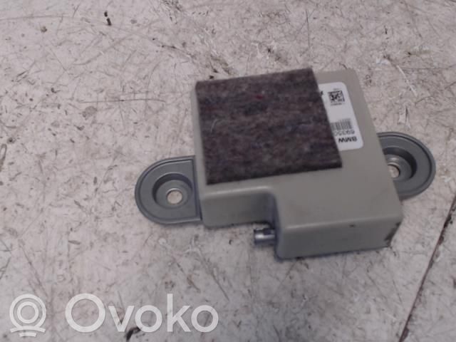 BMW 5 F10 F11 Amplificatore antenna