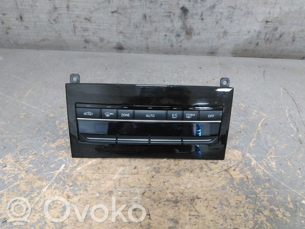 Mercedes-Benz E W212 Console centrale, commande chauffage/clim 