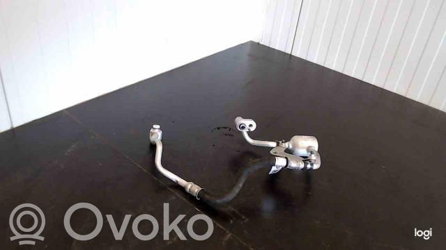 BMW 2 F45 Ilmastointilaitteen putki (A/C) 