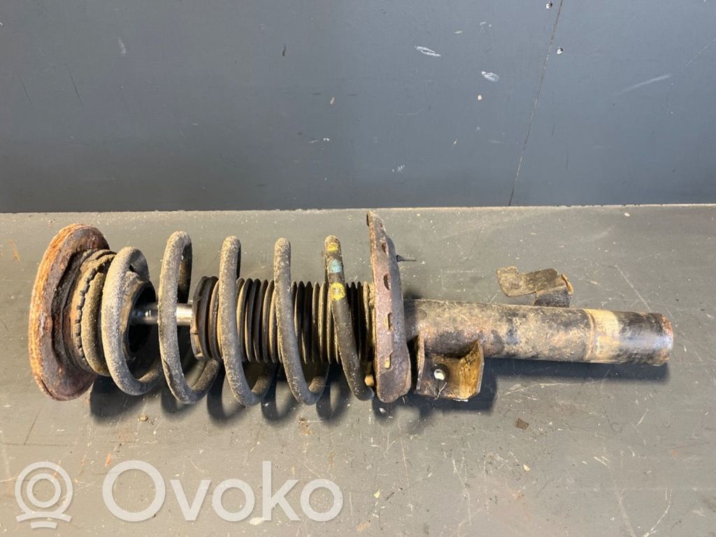 Volvo V70 Ammortizzatore anteriore con molla elicoidale 