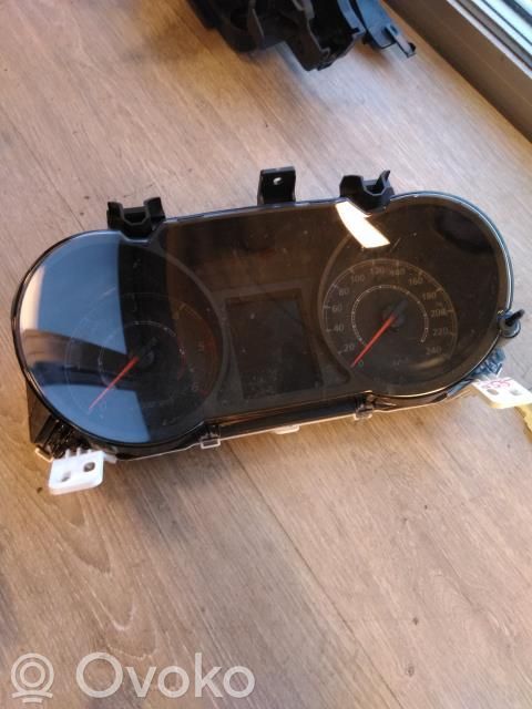Mitsubishi Outlander Speedometer (instrument cluster) 