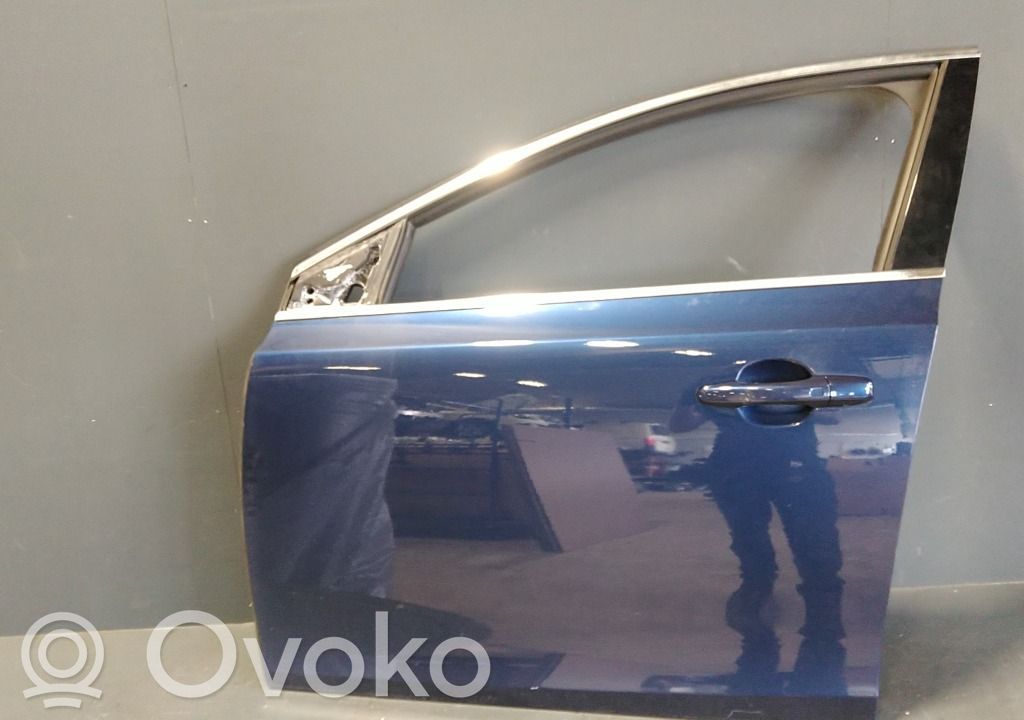 Volvo V40 Durvis 