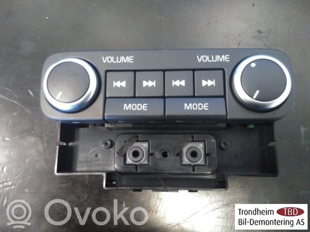 Volvo V70 Unidad central de control multimedia 