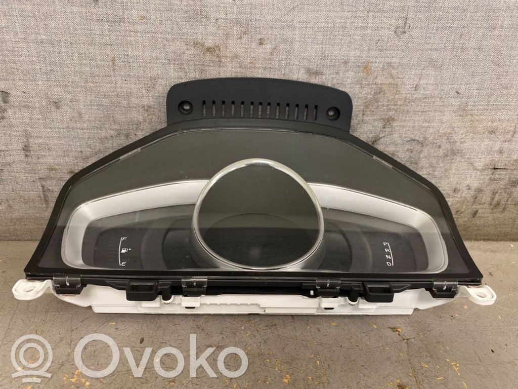 Volvo V60 Speedometer (instrument cluster) 