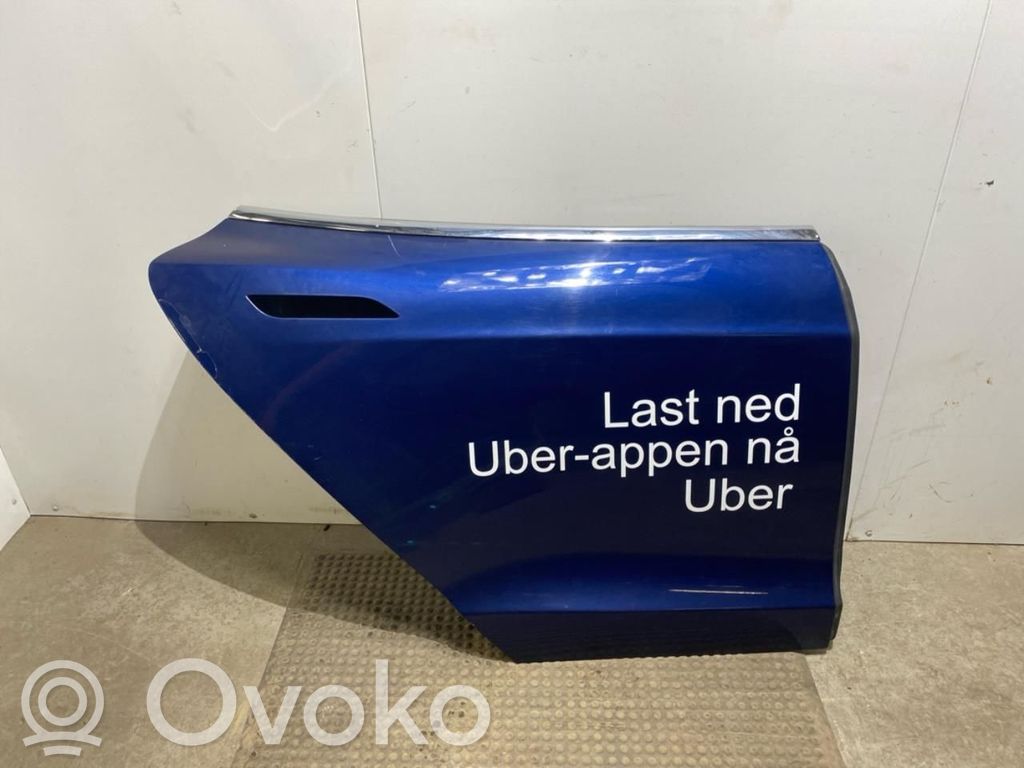Tesla Model S Galinės durys 