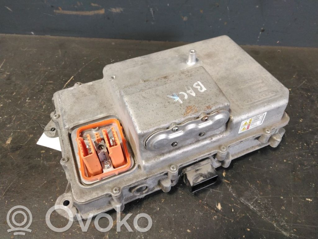 Inversor/convertidor de voltaje   36011736,36011736