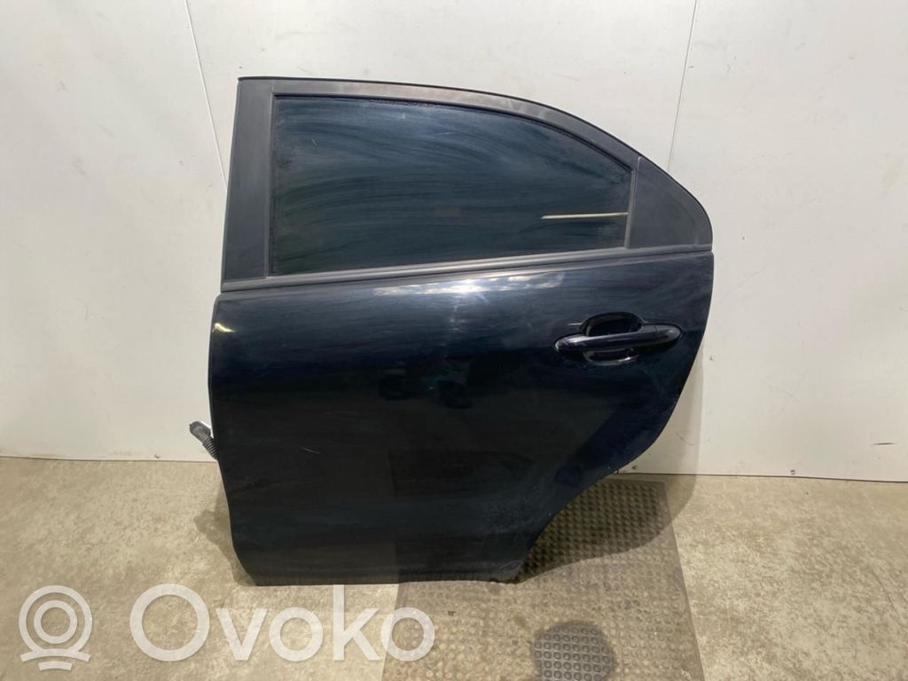 KIA Rio Puerta trasera 