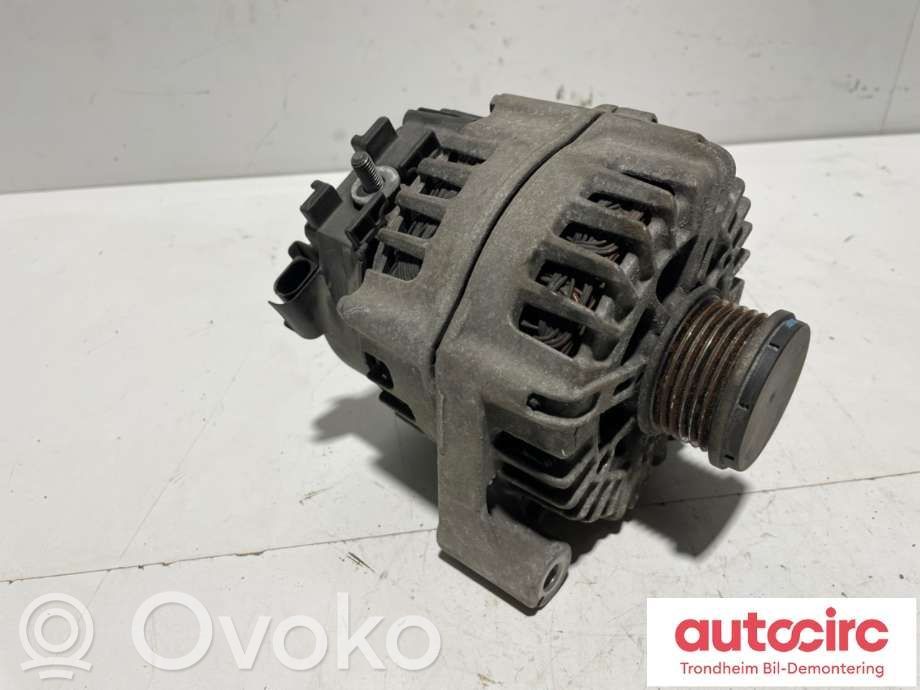BMW 3 F30 F35 F31 Ģenerators 