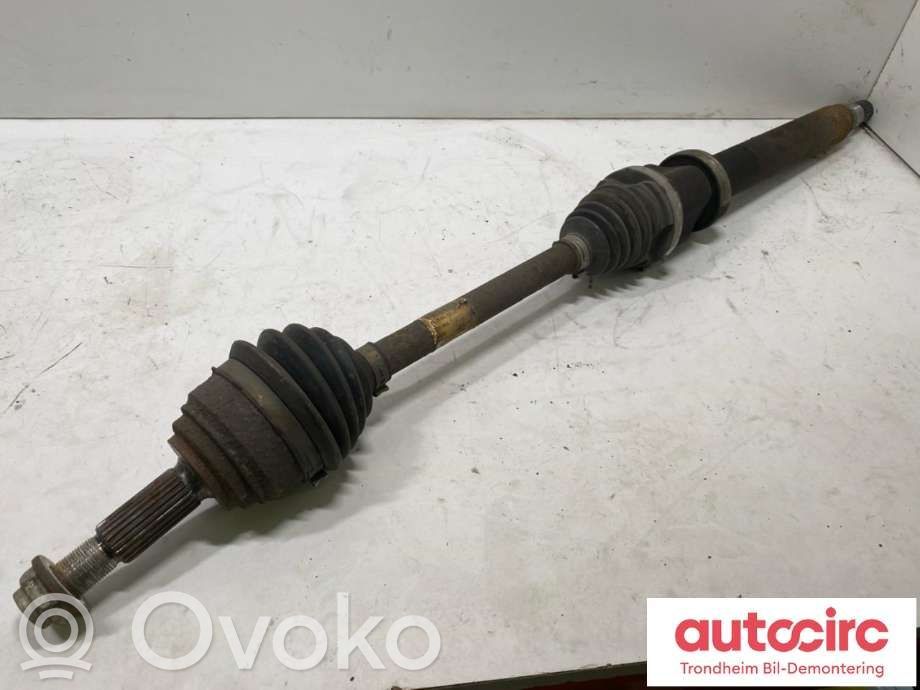 Ford Fiesta Półoś przednia 
