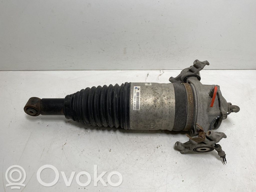 Porsche Cayenne (92A) Poduszka / Miech tylnego zawieszenia pneumatycznego 