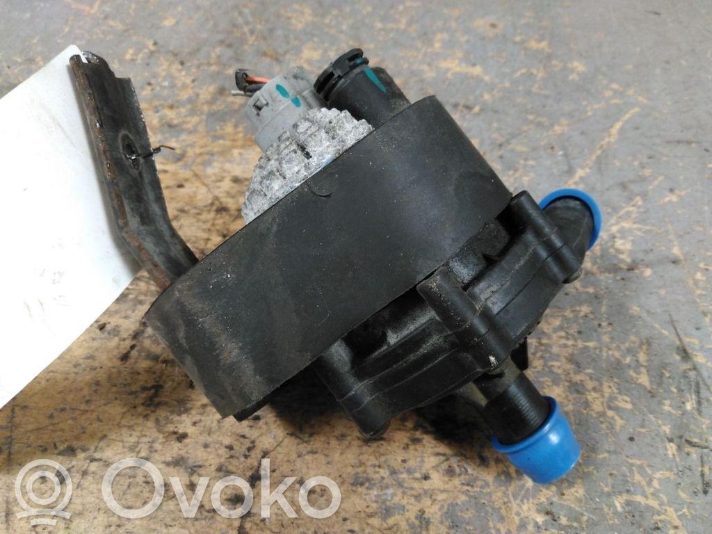 Tesla Model S Webasto pompe de circulation d'eau 