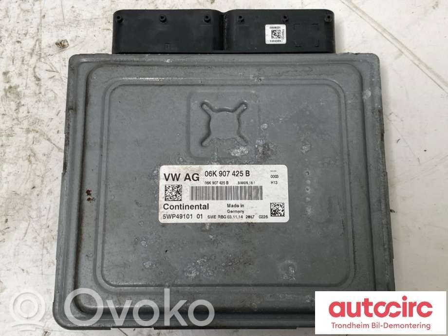 Volkswagen Golf VII Engine control unit/module ECU 