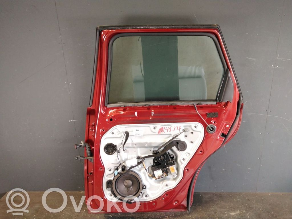 Volvo V50 Galinės durys 