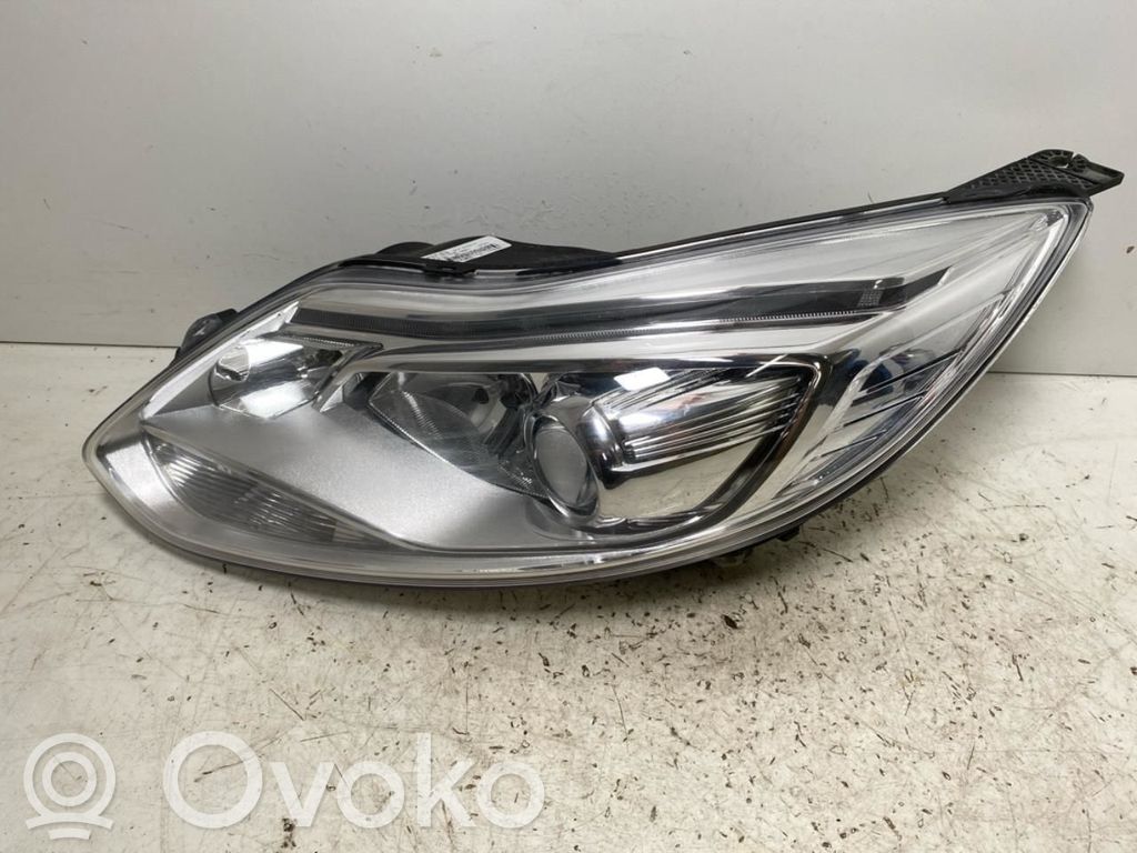 Ford Focus Headlight/headlamp 