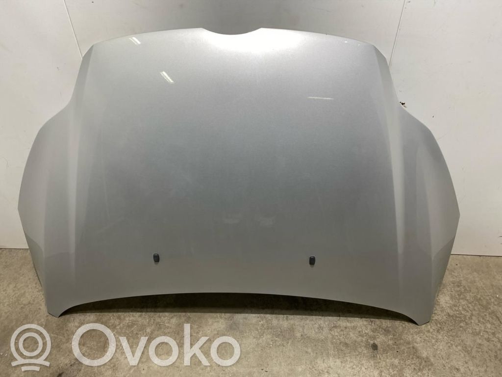Ford Focus Konepelti 