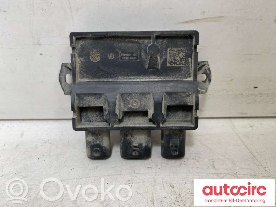 BMW X2 F39 Tailgate/trunk control unit/module 