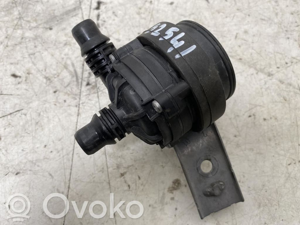 BMW X2 F39 Pompe de circulation d'eau 