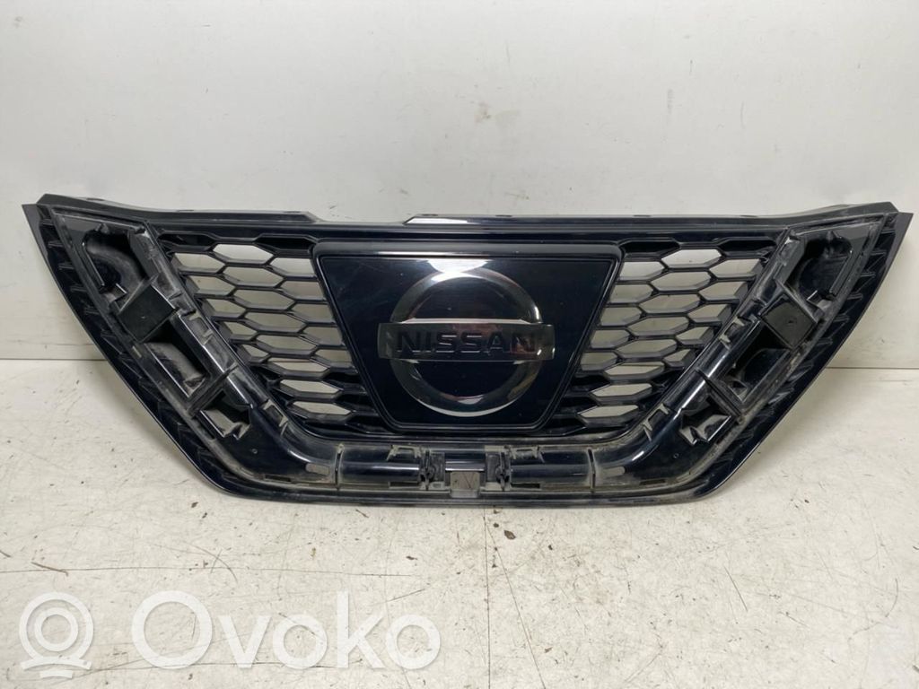 Nissan Qashqai Grilă față 