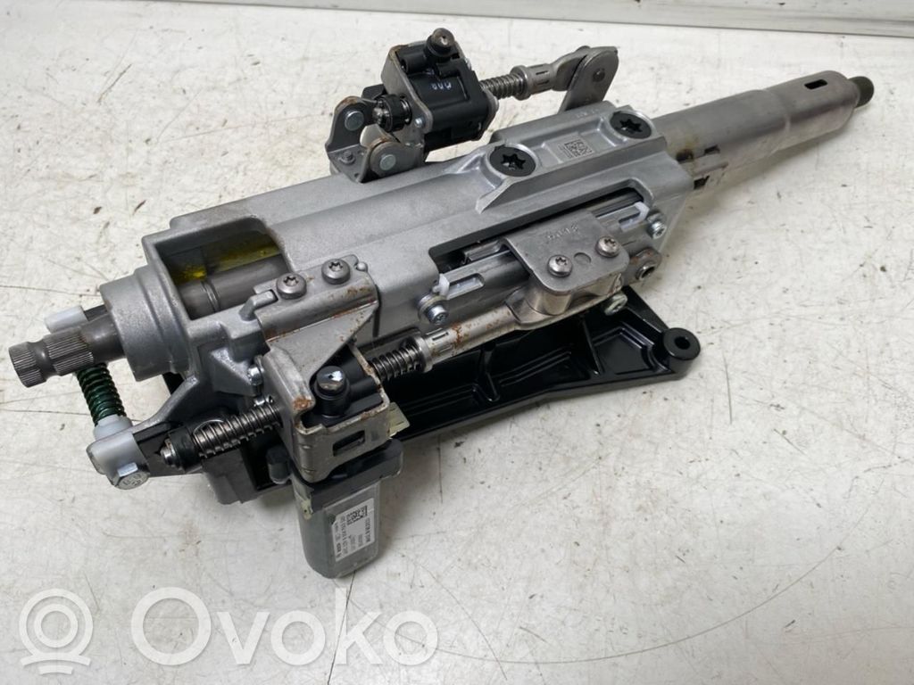 Tesla Model S Set ax volan 