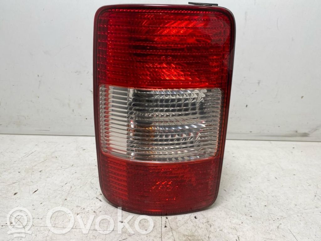 Volkswagen Caddy Luci posteriori 