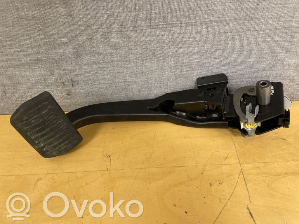 Volvo XC60 Pedalier 