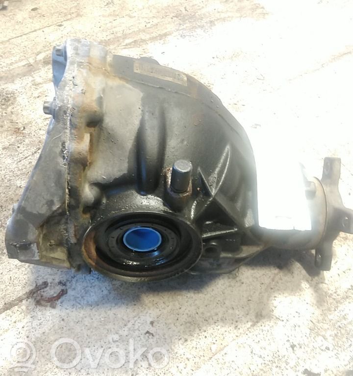 Mercedes-Benz C W205 Grinda punții spate 