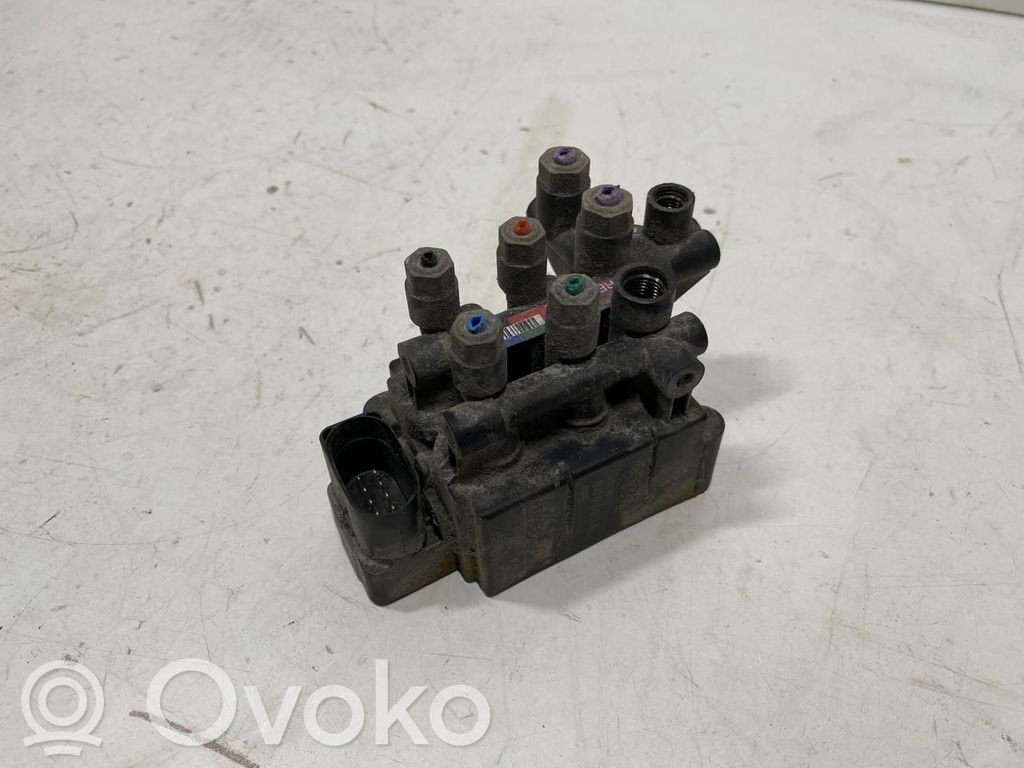 Audi Q7 4M Bloc supape suspensie pneumatică 