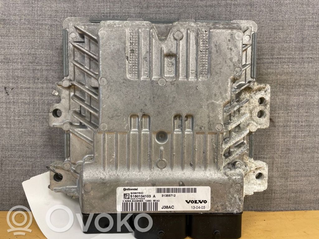 Volvo V40 Unitate control motor/modul ECU 
