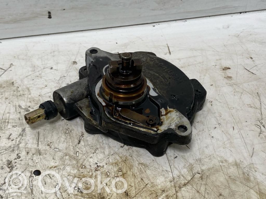 Mercedes-Benz CLK A209 C209 Pompa a vuoto 