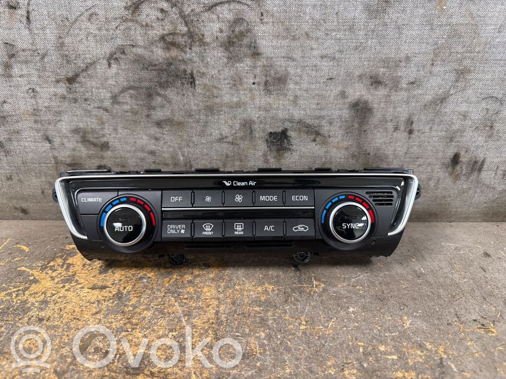 KIA Optima Console centrale, commande chauffage/clim 
