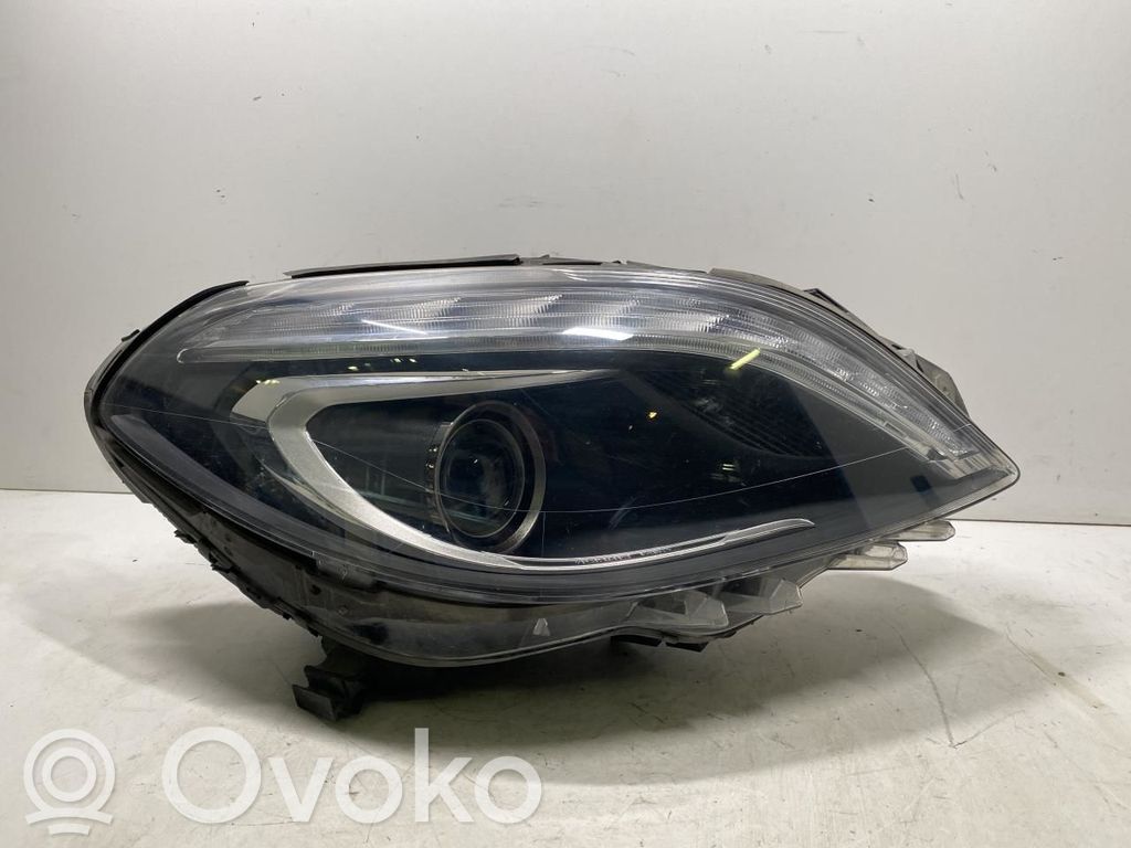 Mercedes-Benz B W246 W242 Scheinwerfer