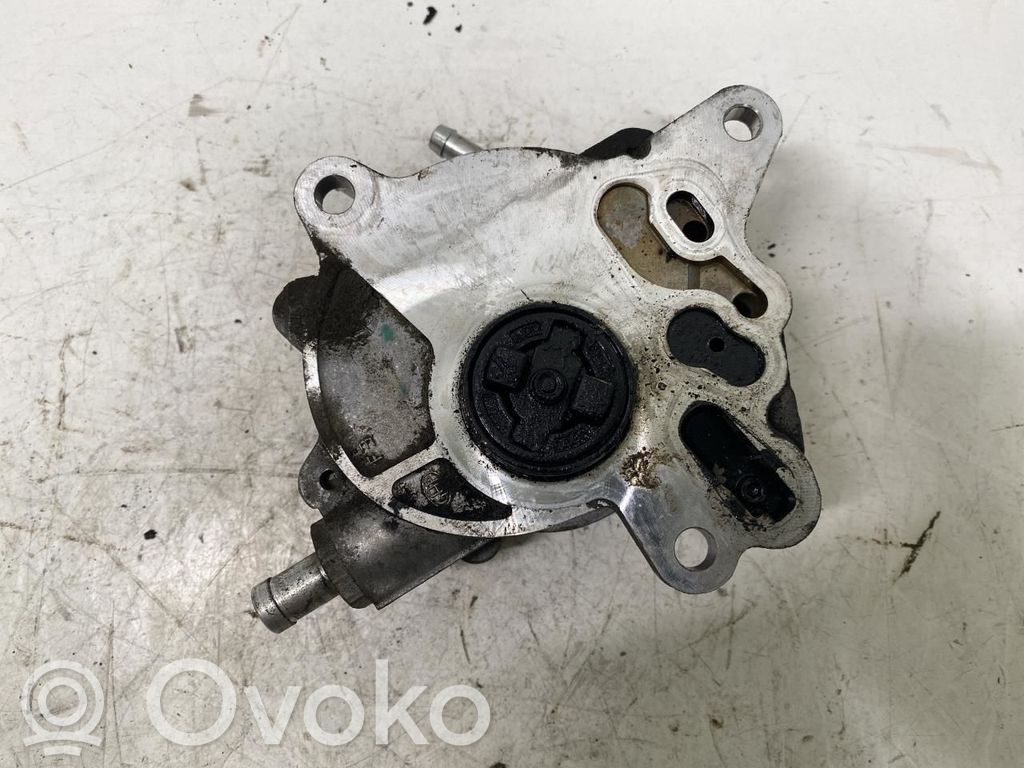 Mitsubishi Outlander Bomba de vacío 