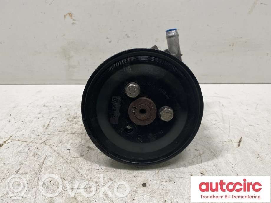 BMW 3 E90 E91 Power steering pump 