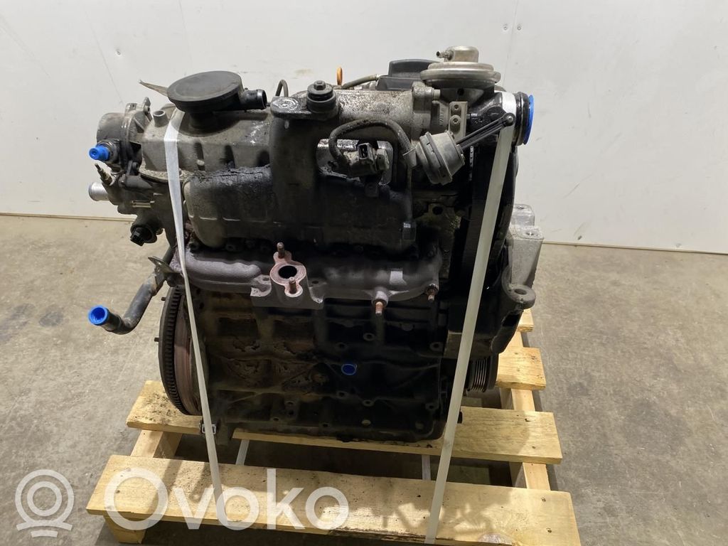 Volkswagen Golf IV Двигатель 
