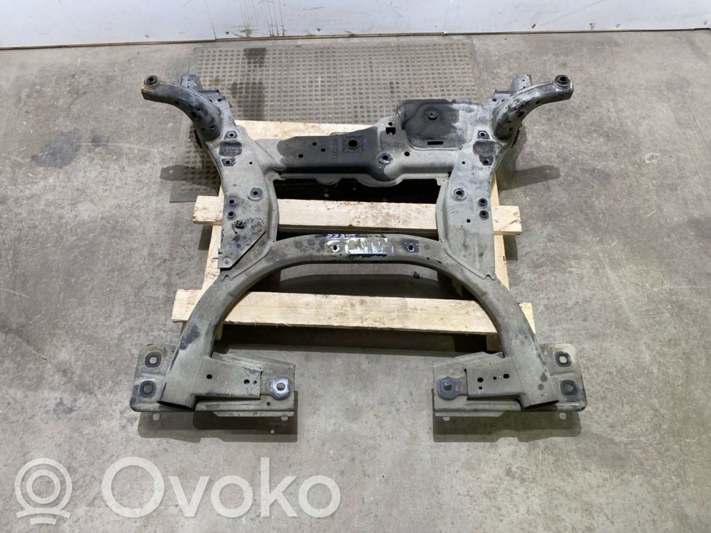 Mercedes-Benz B W246 W242 Sottotelaio anteriore 